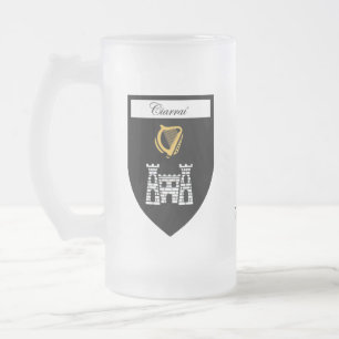 Tazas del mapa y del escudo de Kerry del condado