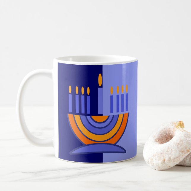 Tazas del regalo de Jánuca del diseño de Menorah (Con donut)