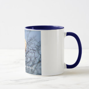 Te amo a la luna y a la taza trasera del regalo