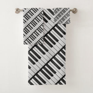Teclas de piano en blanco y negro