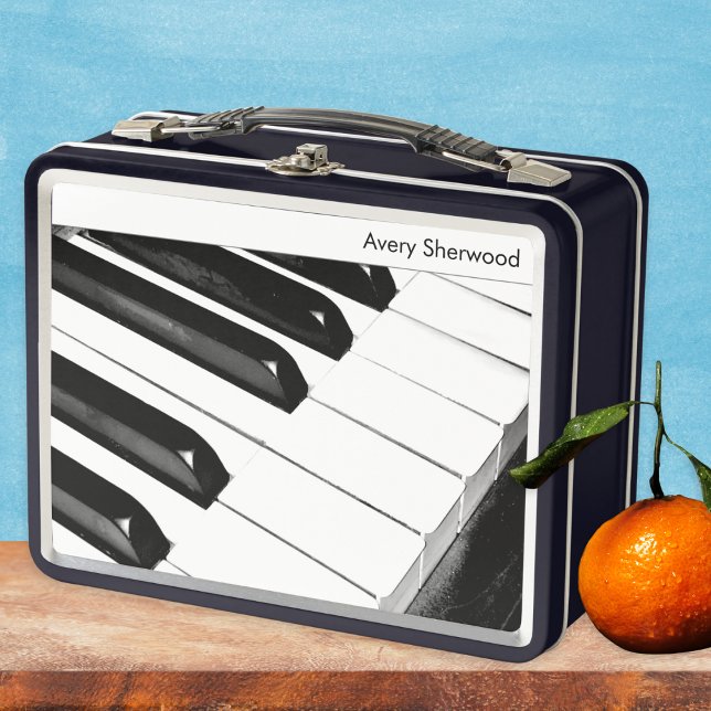 Teclas de Piano Negras y Blancas Personalizadas (A stylish lunch box with piano keyboard photo. Personalize with your name or initials. An ideal gift)