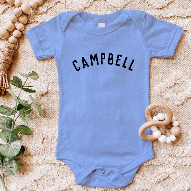 Tee de nombres personalizados para niños (Subido por el creador)