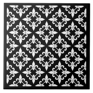 Teja del ébano del modelo de la flor de lis