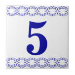 Teja del número de casa del Victorian<br><div class="desc">Teja del número de casa del Victorian - azul en blanco con la frontera de una impresora</div>