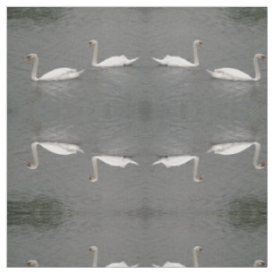 Tela Cisnes en el río Patterned Animal Fabric