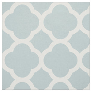 Tela Cloud Blue Modern Quatrefoil a gran escala