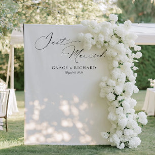 Tela de fondo minimalista para boda recién casados