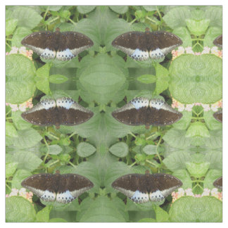 Tela de mariposa tropical de bonito con estampado 