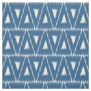 Tela de patrón de triángulos de ikat azul