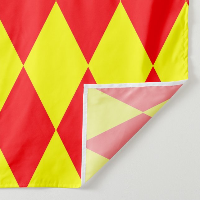 Tela Diseño de cuadros arlequín rojo amarillo (Subido por el creador)