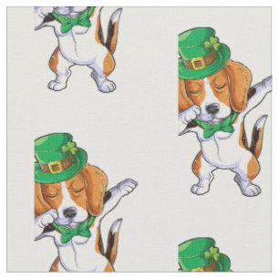 Tela El Día de San Patricio, el Beagle