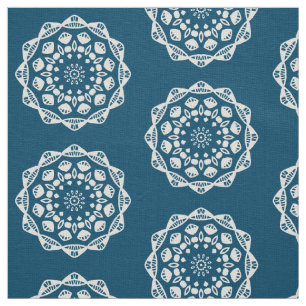 Tela Geometría orgánica 015 - Blanco sobre azul 00486b