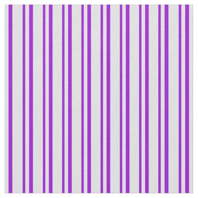 Tela Lavanda y patrón violeta oscuro (De cerca)