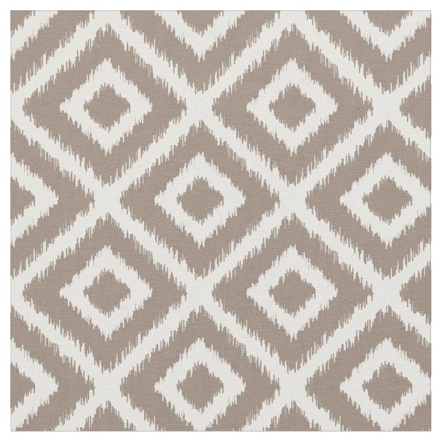 Tela Mocha Brown Ikat Diamonds (De cerca)