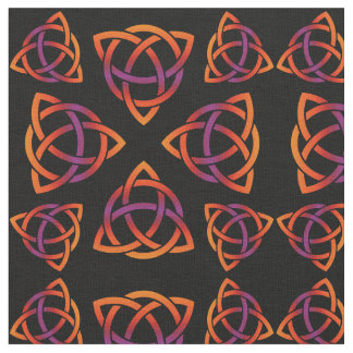 Tela Naranjas del patrón de triquetra celta y morado en