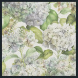 Tela Patrón floral de Hydrangea azul de lavanda vintage<br><div class="desc">Esta elegante tela vintage de estampado floral presenta lavanda pintada a mano y flores de hortensias azules con vegetación. ¡Magnífico por la decoración casera,  la ropa y los proyectos artesanales,  incluyendo la desconexión!</div>