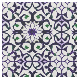 Tela Patrón floral simétrico ornado