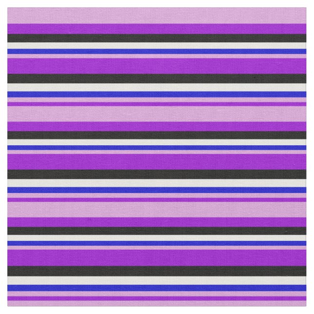 Tela Patrón violeta oscuro, ciruela, azul, blanco y neg (De cerca)