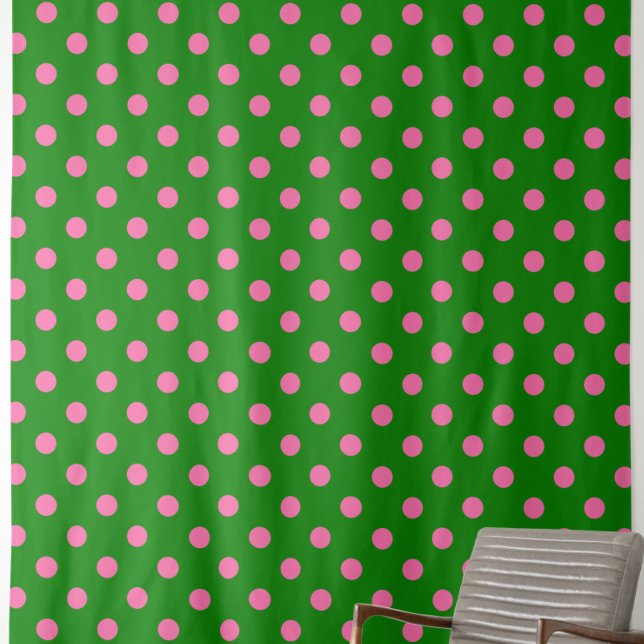 Tela Pink On Green Polka Dots Pattern Design  (Subido por el creador)