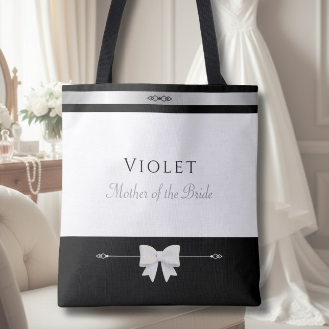 Tela Regalo para la Madre de la Novia | Bolso de mano e (Elegant Mother of the Bride keepsake tote bag with minimalist design in a wedding suite)