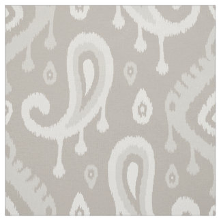 Tela Taupe Ikat Paisley de gran escala
