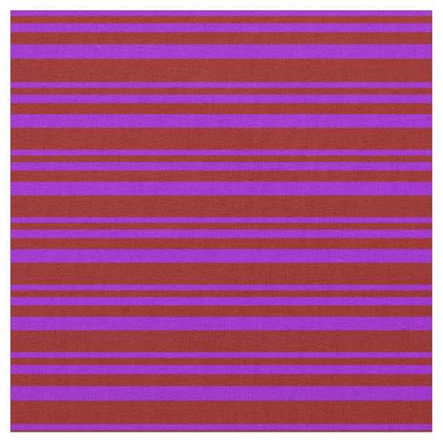 Tela Violeta oscura y franjas rojas oscuras (De cerca)