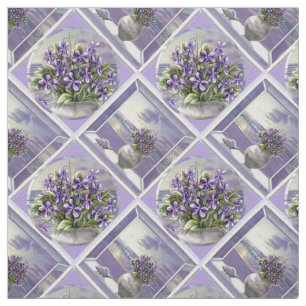 Tela violetas en tarro lunar