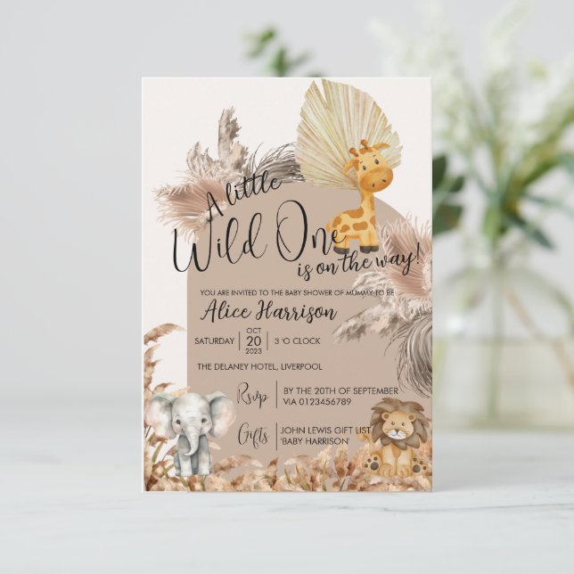 Tema Safari Wild One Baby Shower Invitación (Anverso de pie)