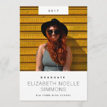 Tendencia mínima Invitación moderna de graduación