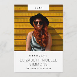 Tendencia mínima Invitación moderna de graduación 