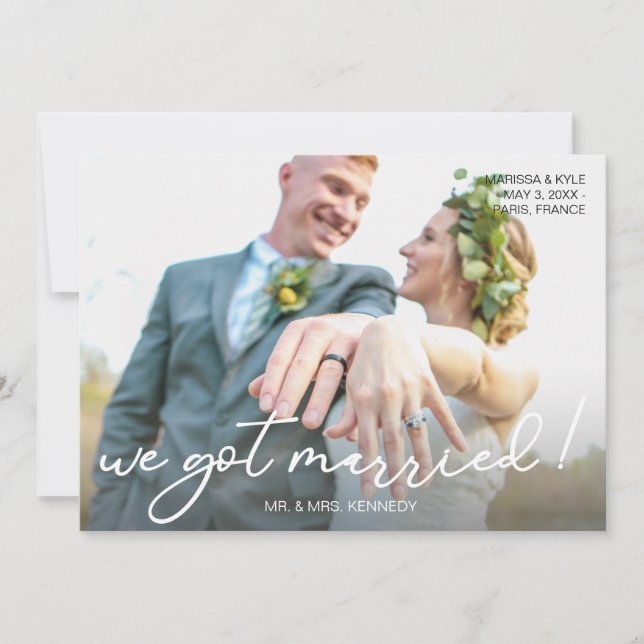 Tenemos tipografía de guiones casados y anuncio de (Anverso)