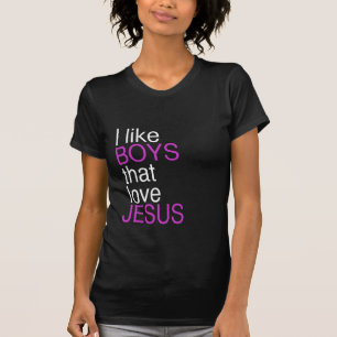 Tengo gusto de los muchachos que aman la camisa de