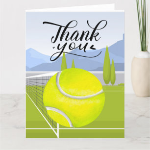 Tenis gracias tarjeta con bola en la cancha