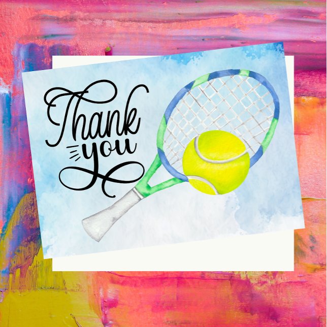 Tenis gracias tarjeta con bola en la cancha (Subido por el creador)