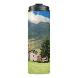 Termo Alpes del Monte Alps, belleza, construcción, campo