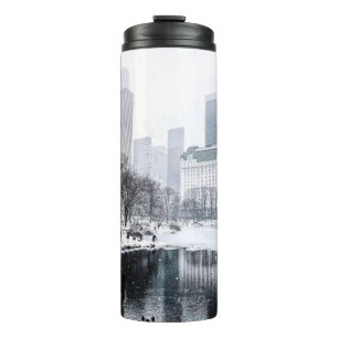 Termo Arte de la silueta de la ciudad de Nueva York en i