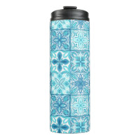 Baldosas orgánicas en azul y blanco