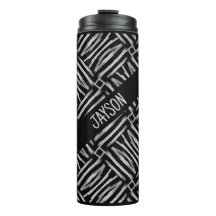 Bandas tribales blancas y negras