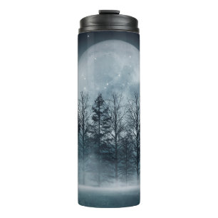 Termo Bosque oscuro. Escena oscura y sombría con árboles