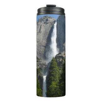 Termo Cascada Yosemite II del Parque Nacional Yosemite