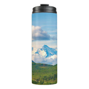 Termo Con sus enormes montañas y rodeadas de maravillas