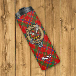 Termo Crest de Clan Munro sobre Tartán