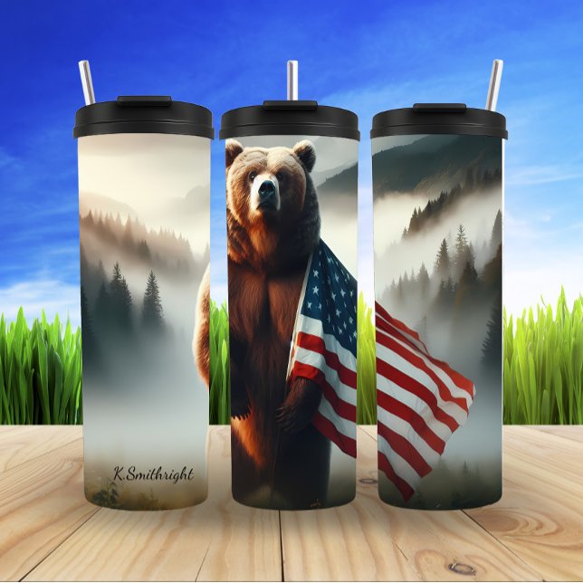 Termo Diseño de bosques de patriotismo de oso majestuoso (Subido por el creador)