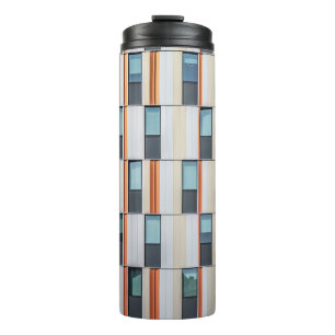 Termo Edificio blanco y naranja