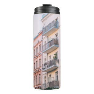 TERMO EDIFICIOS BLANCOS Y RODORES
