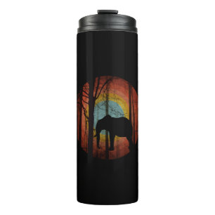 TERMO ELEFANTE EN EL BOSQUE FORESTAL