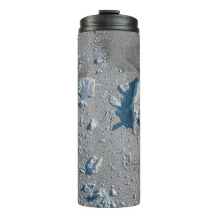 Termo Enfoque selectivo de la piedra gris