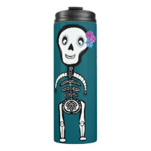 Esqueletos felices con flores