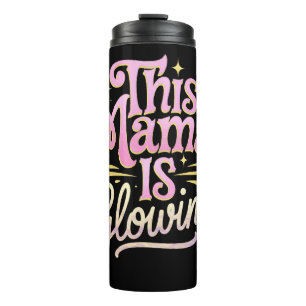 Termo Esta mamá relata el día de la madre