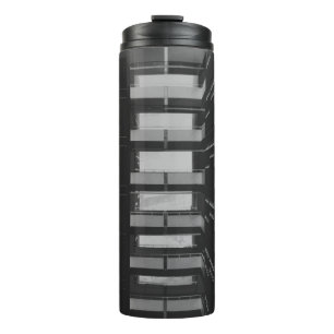 TERMO FOTOGRAFÍA DE GRAYSCALE DE LOS GABINETES DE RED